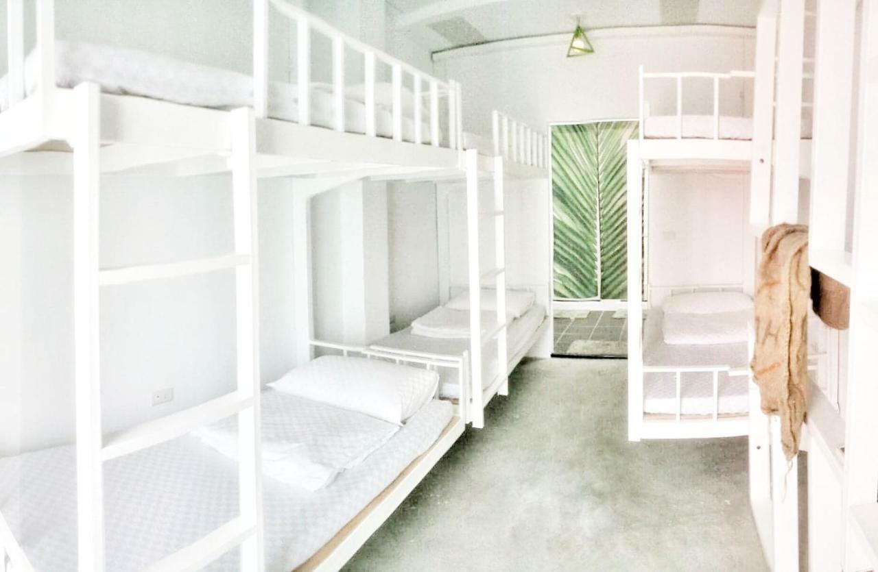 Cong Sen Backpackers Hostel Taitung Экстерьер фото